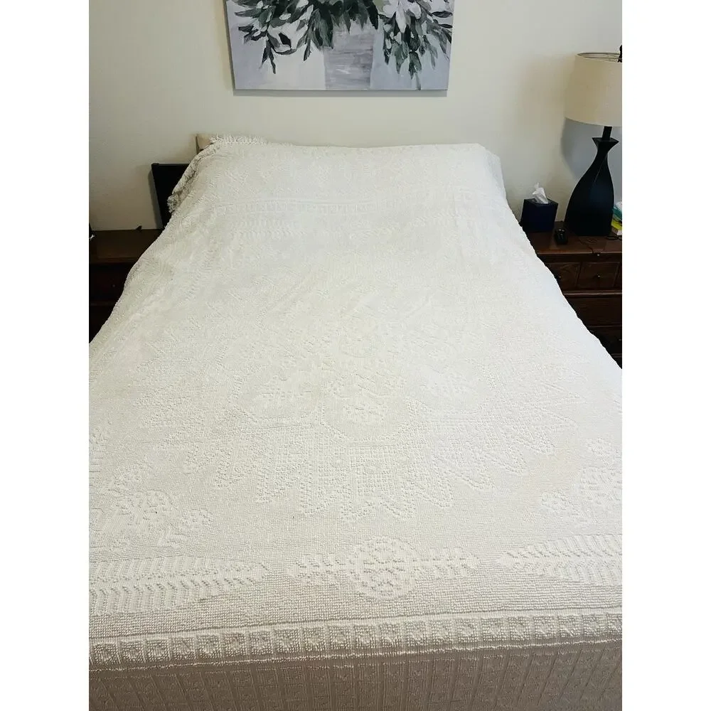 Unbranded vintage chenille