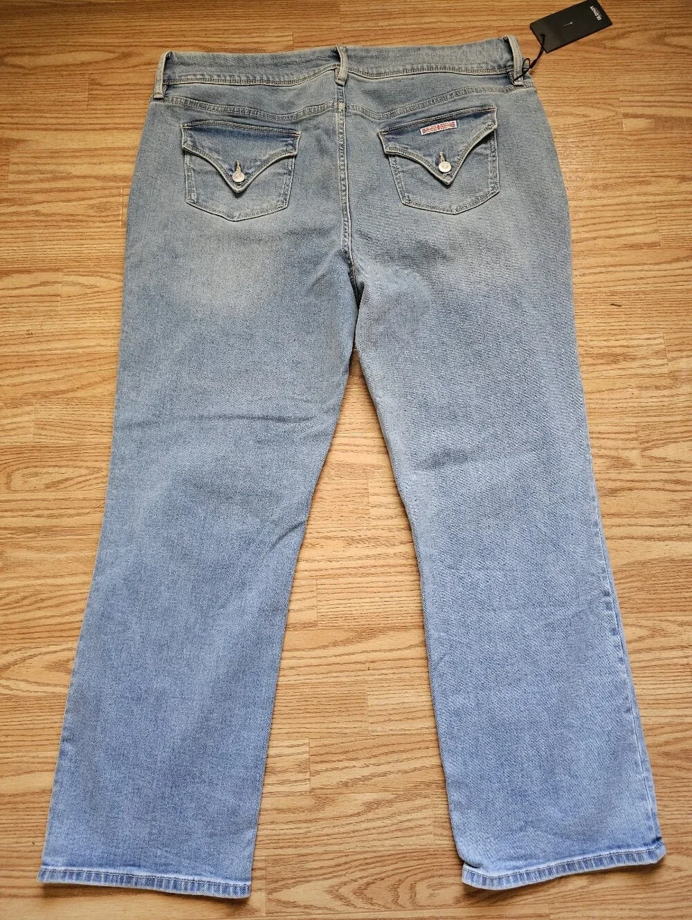 Hudson Jeans back pockets