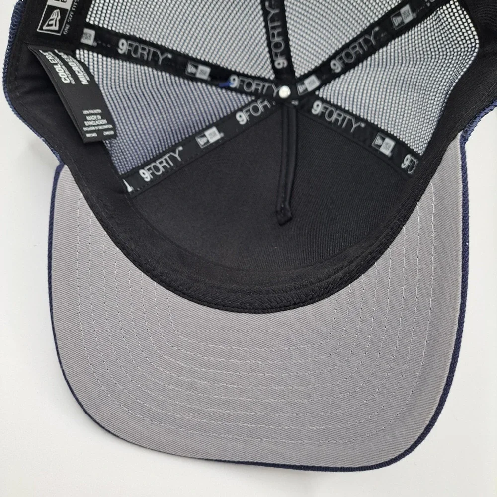 New Era slight white