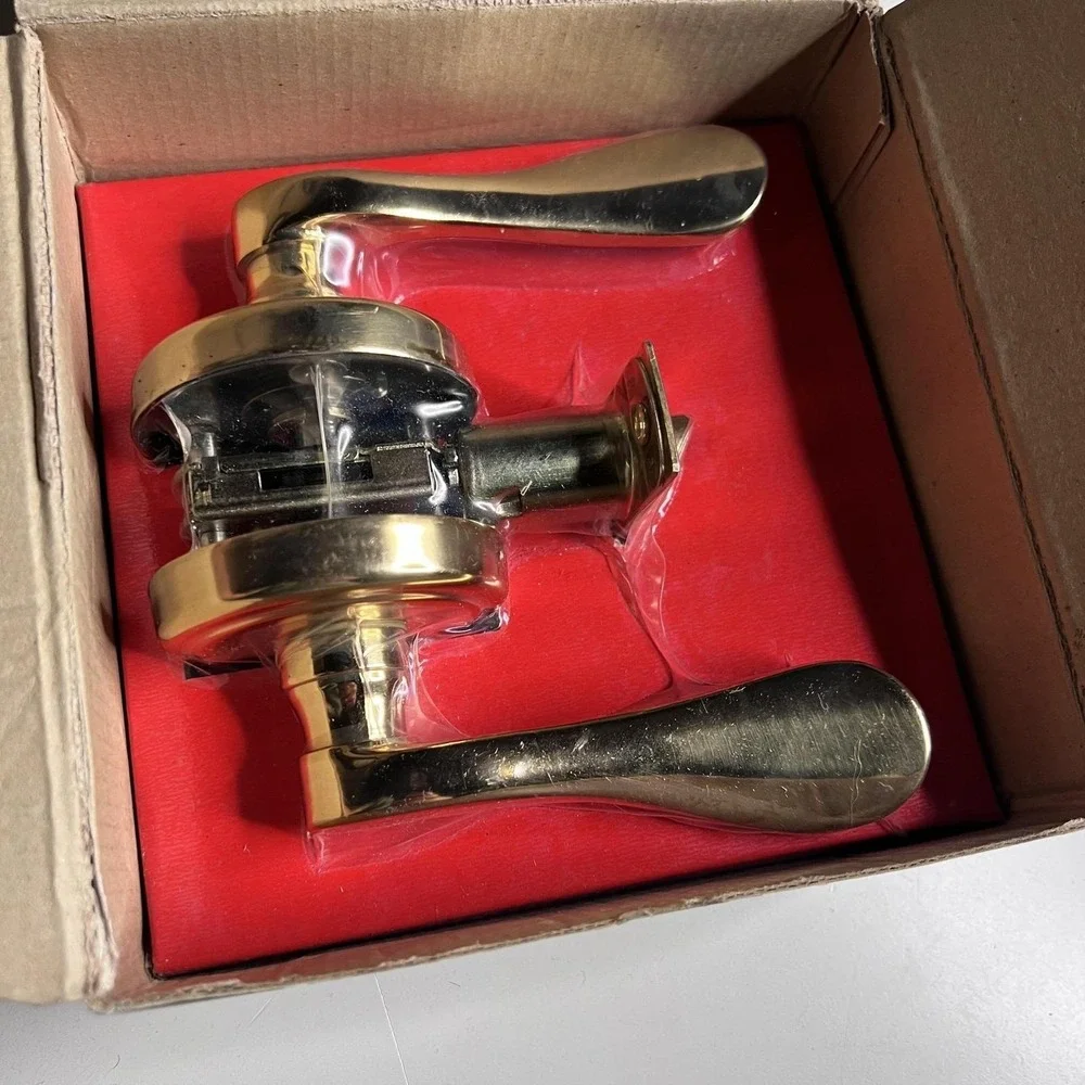 EZ-Set Solid Polished Brass Privacy Door Lever Set Interior BP-502TU-VA-US3