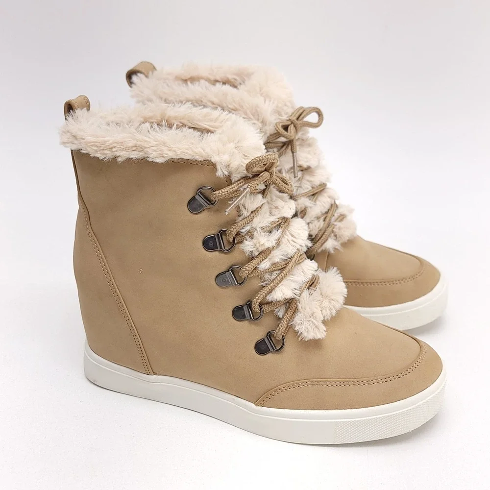 Brash wedge sneaker