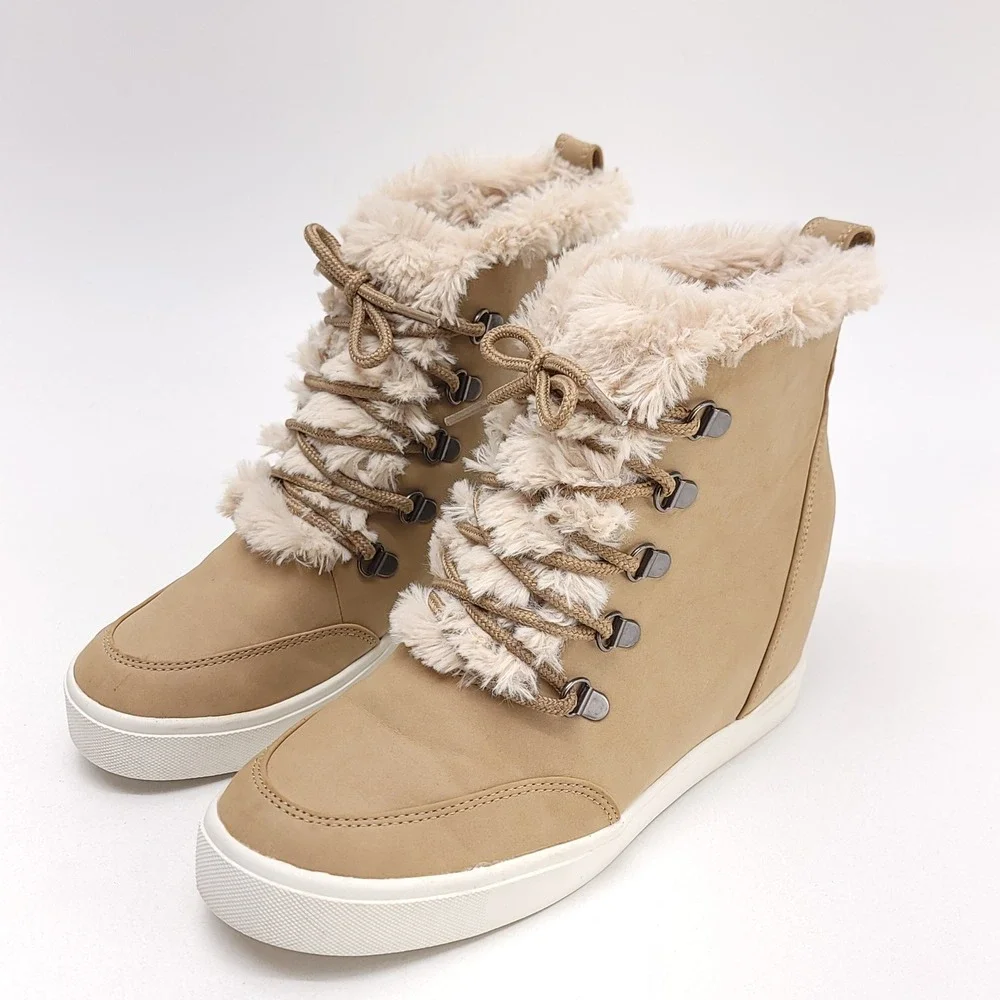 Brash Wedge Ankle Bootie Tan Faux Fur Trim Sneaker Womens Size 8