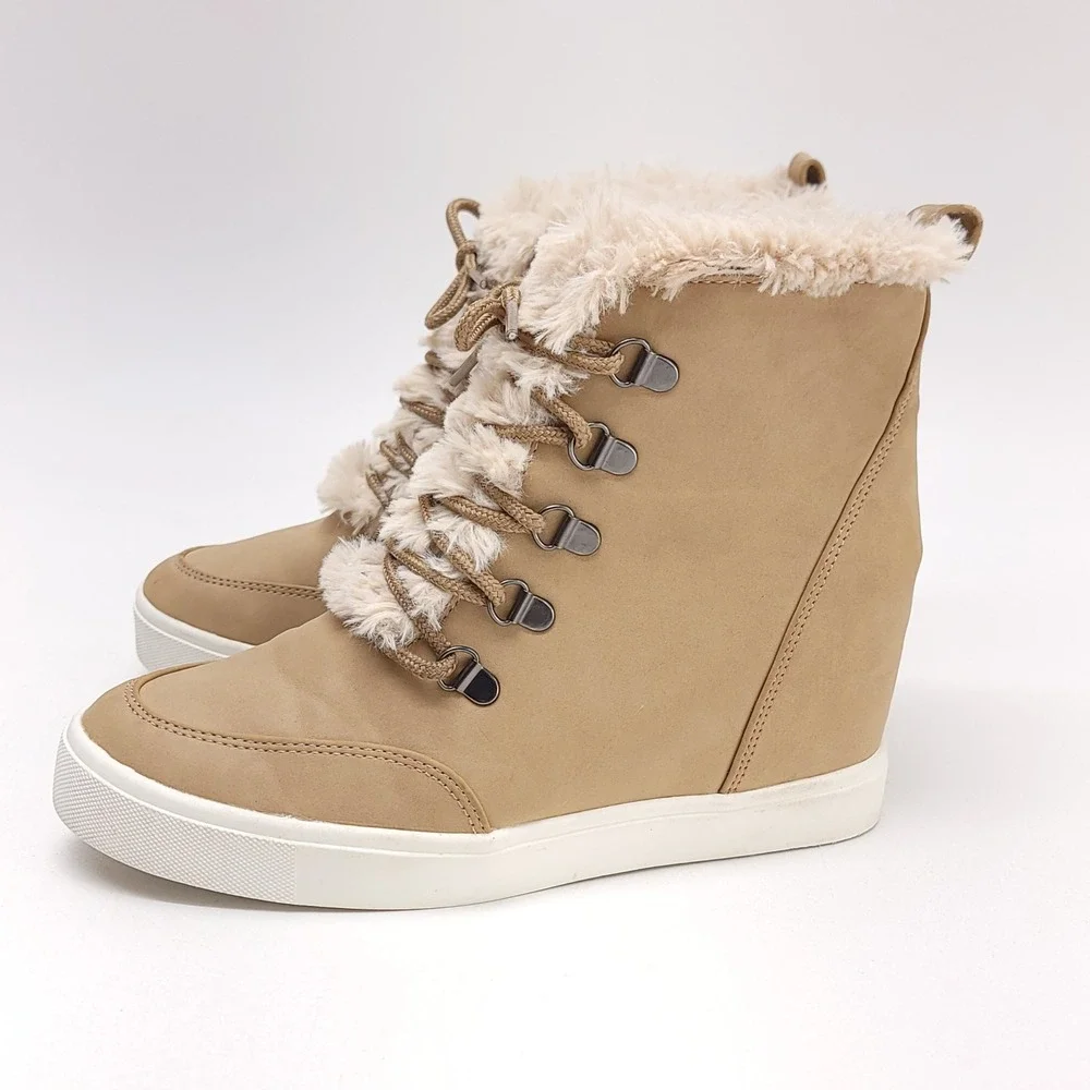 Brash wedge sneaker
