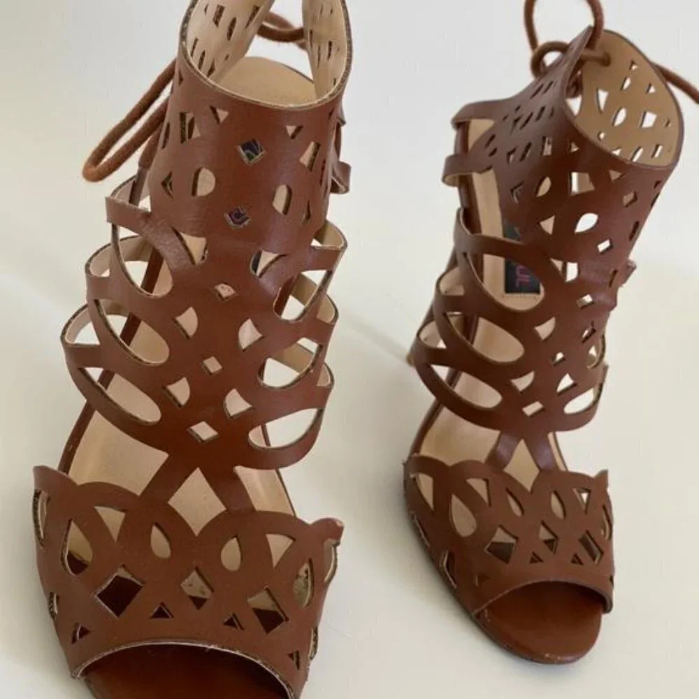 HeartSoul Heels