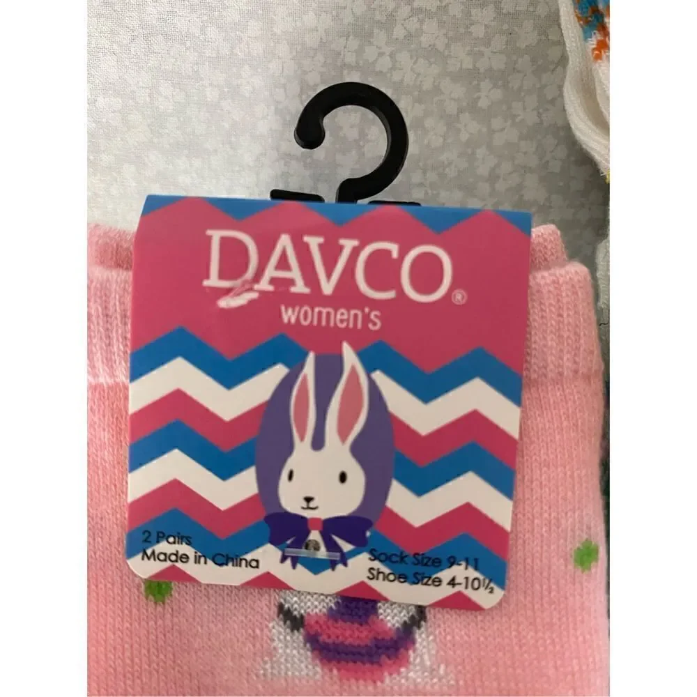 DAVCO WOMEN’S CUTE EASTER SOCKS SIZE 9-11 SHOE SIZE 4-10.5 - 8 PAIR