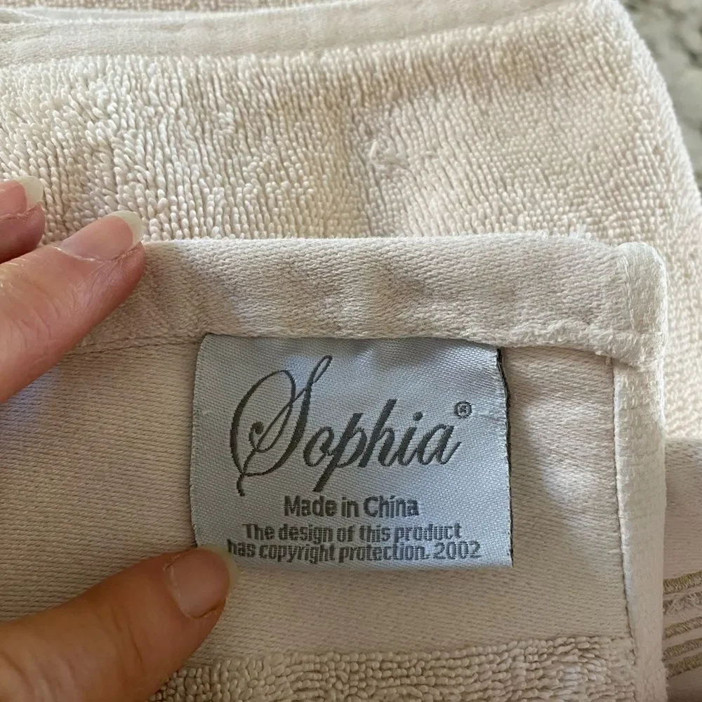 Sophia enhance your