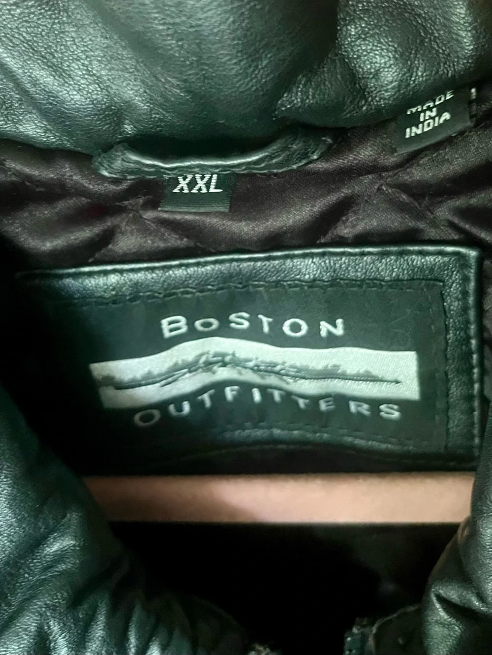 Boston Outfitters design euc size