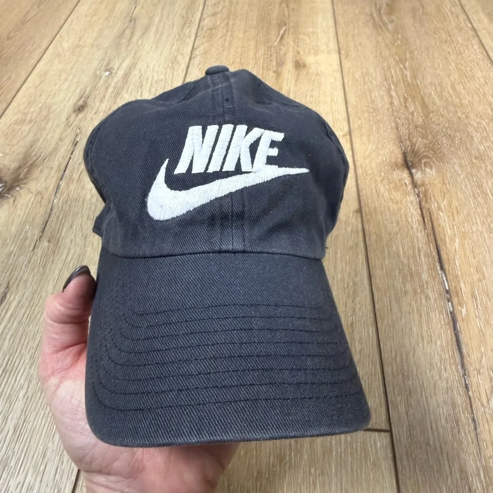 Nike black adjustable