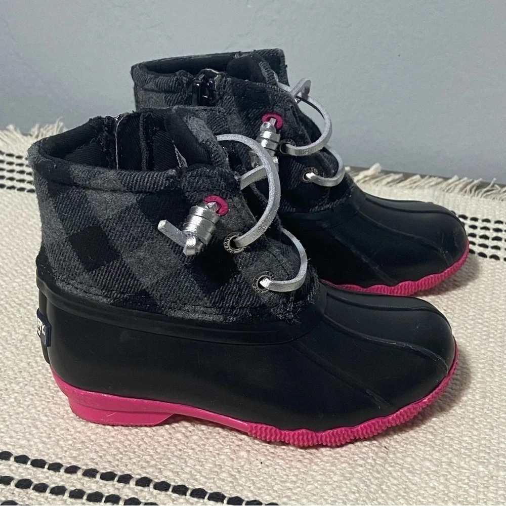 Sperry top slider