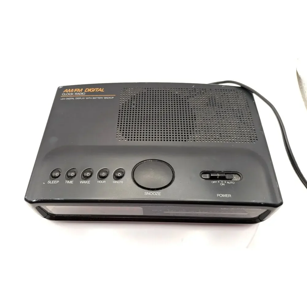 EMERSON AK2722 AM FM Digital Alarm Clock Radio Black Tested Vintage