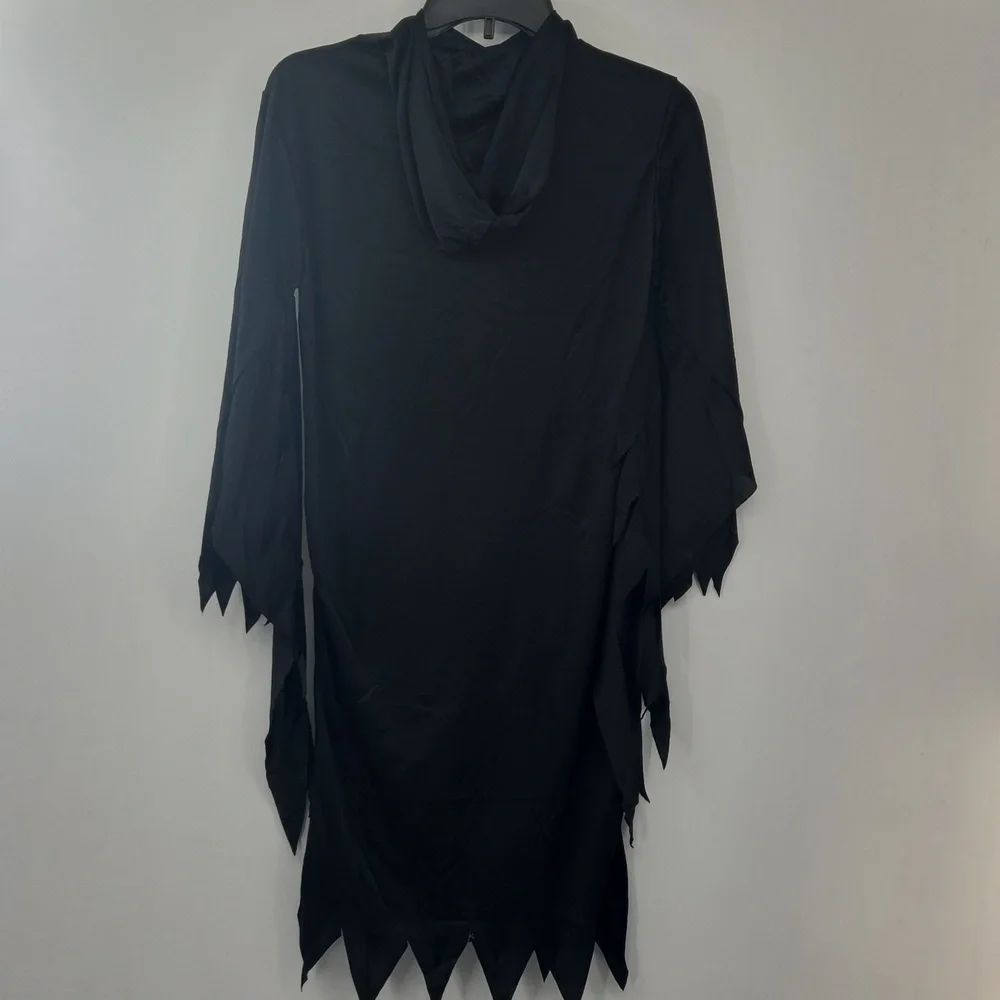 unknown classic black
