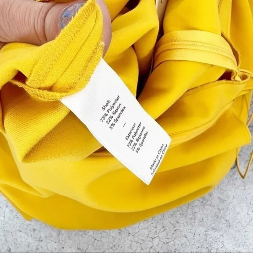 Likely measures size 35