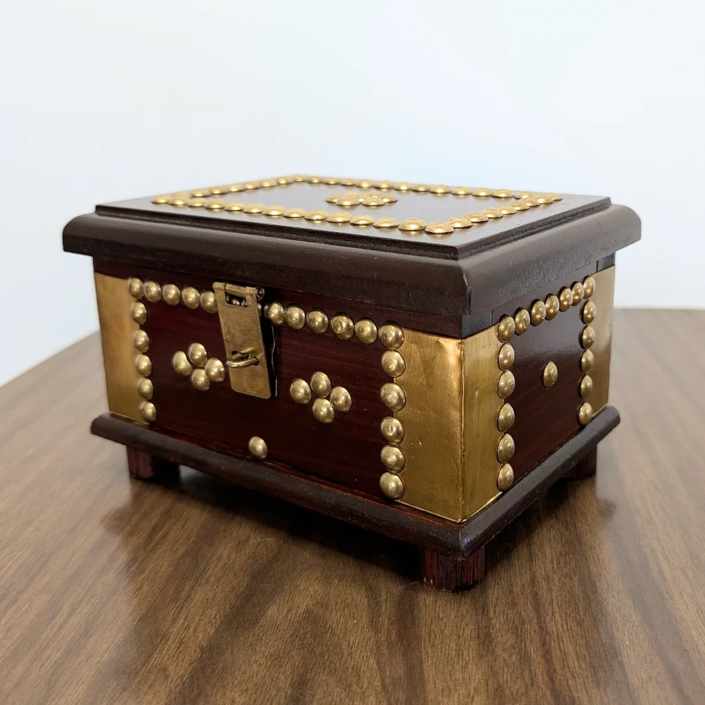 Vintage wooden trinket