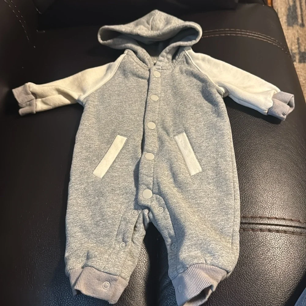 Genuine Kids From Oshkosh months piece