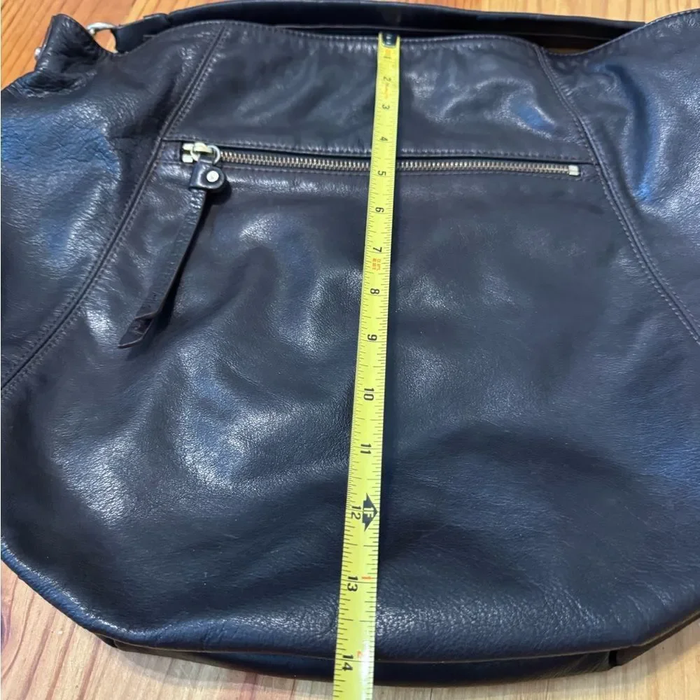Liz Claiborne organization black excellent