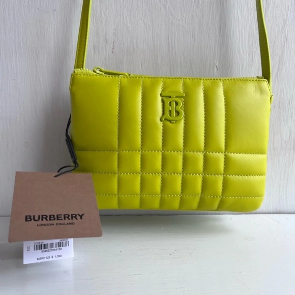 Burberry elegant eye
