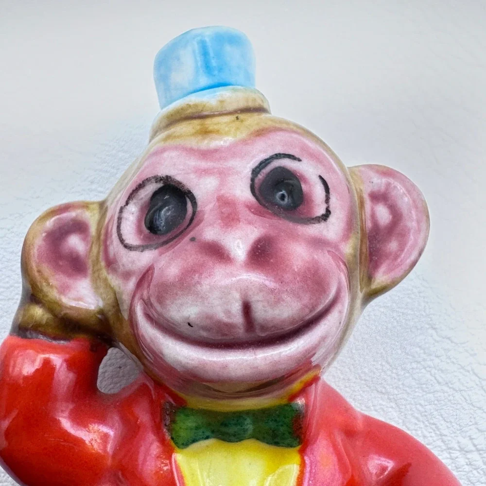 N/A vintage figural