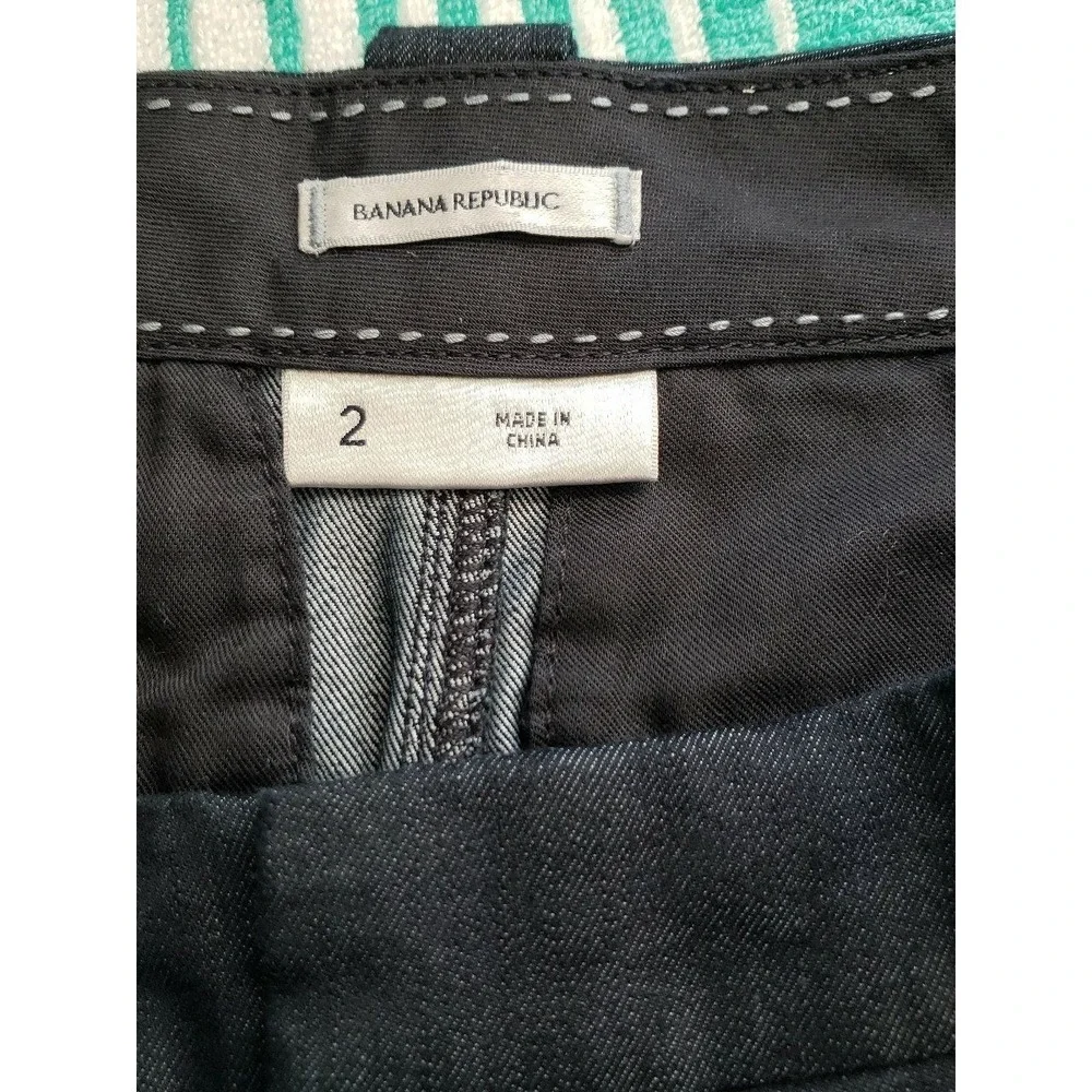 Banana Republic womans banana