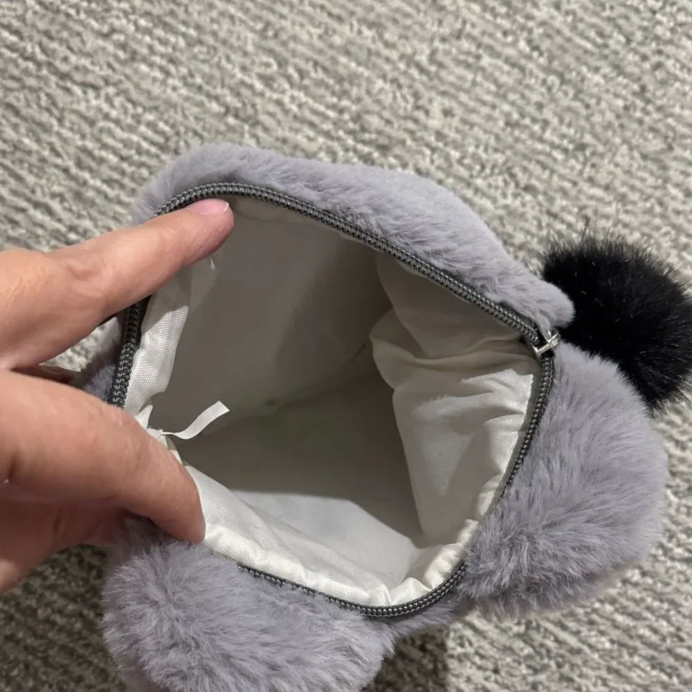 N/A adorable gray