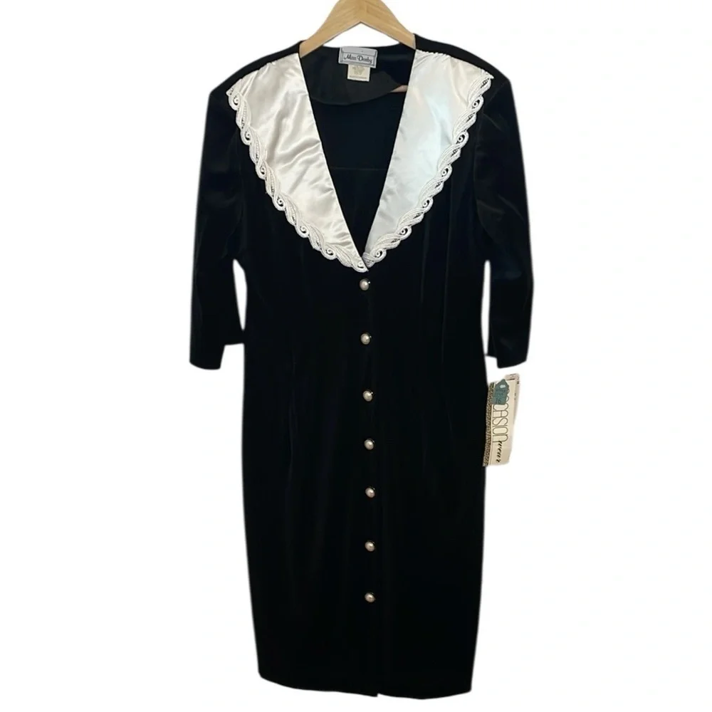 Miss Dorby Velvet Dress White Satin Collar, 16