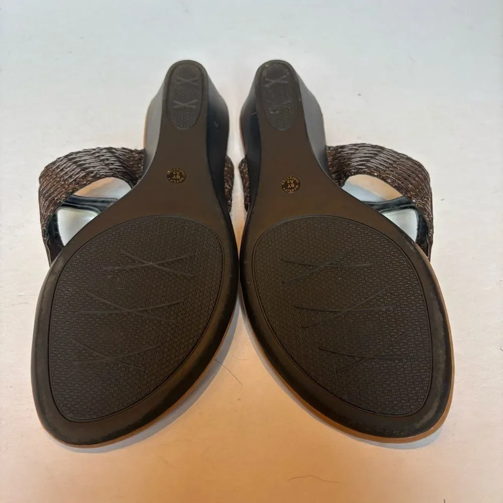 Liz Claiborne offer sophistication rubber