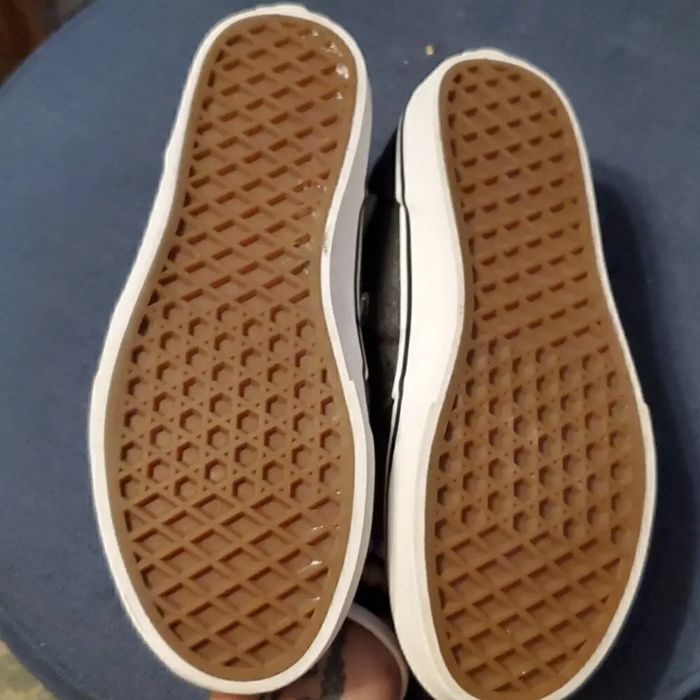 Vans skateboarding shoes