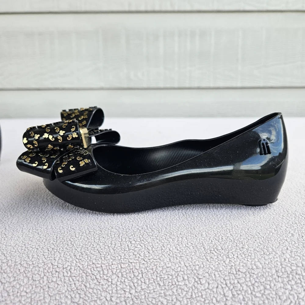 Mini Melissa black measures owned