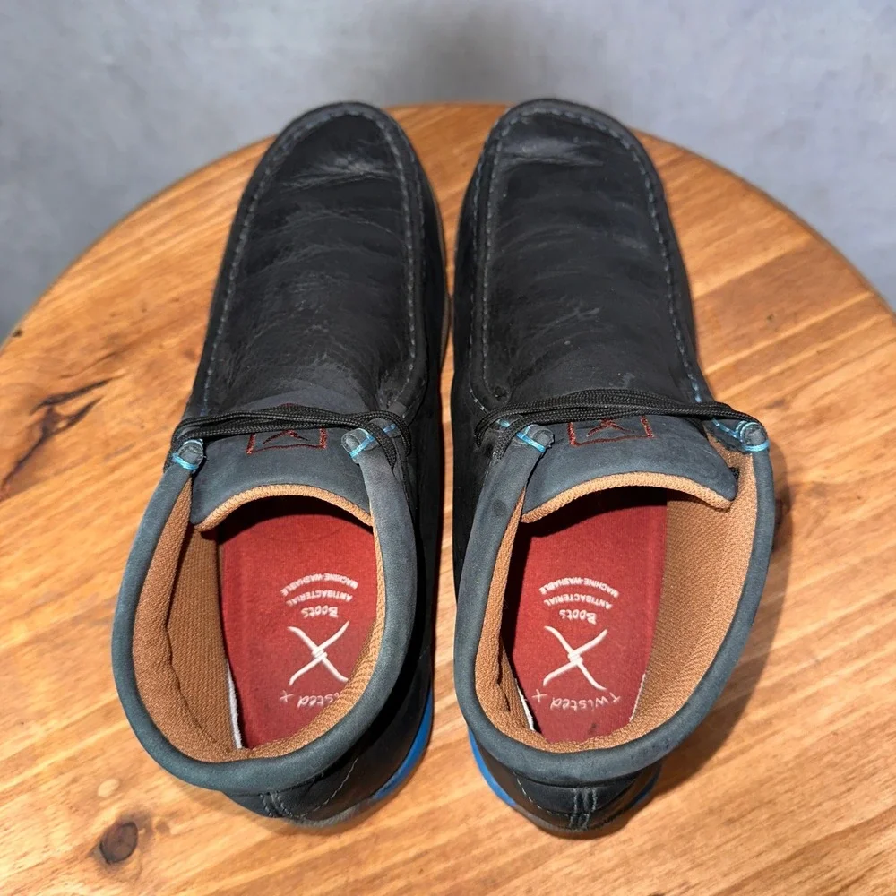 Twisted X style stitching ranch