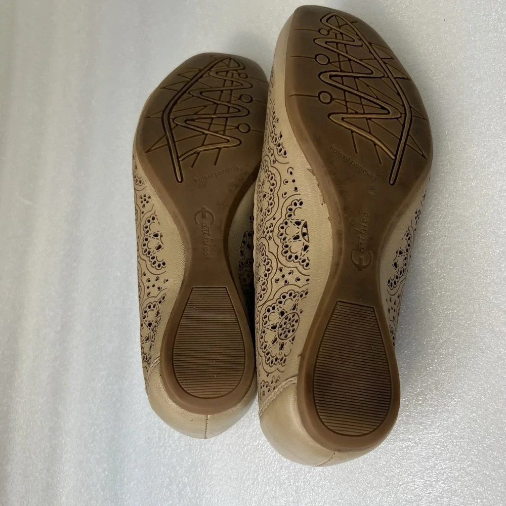Earthies bindi flats