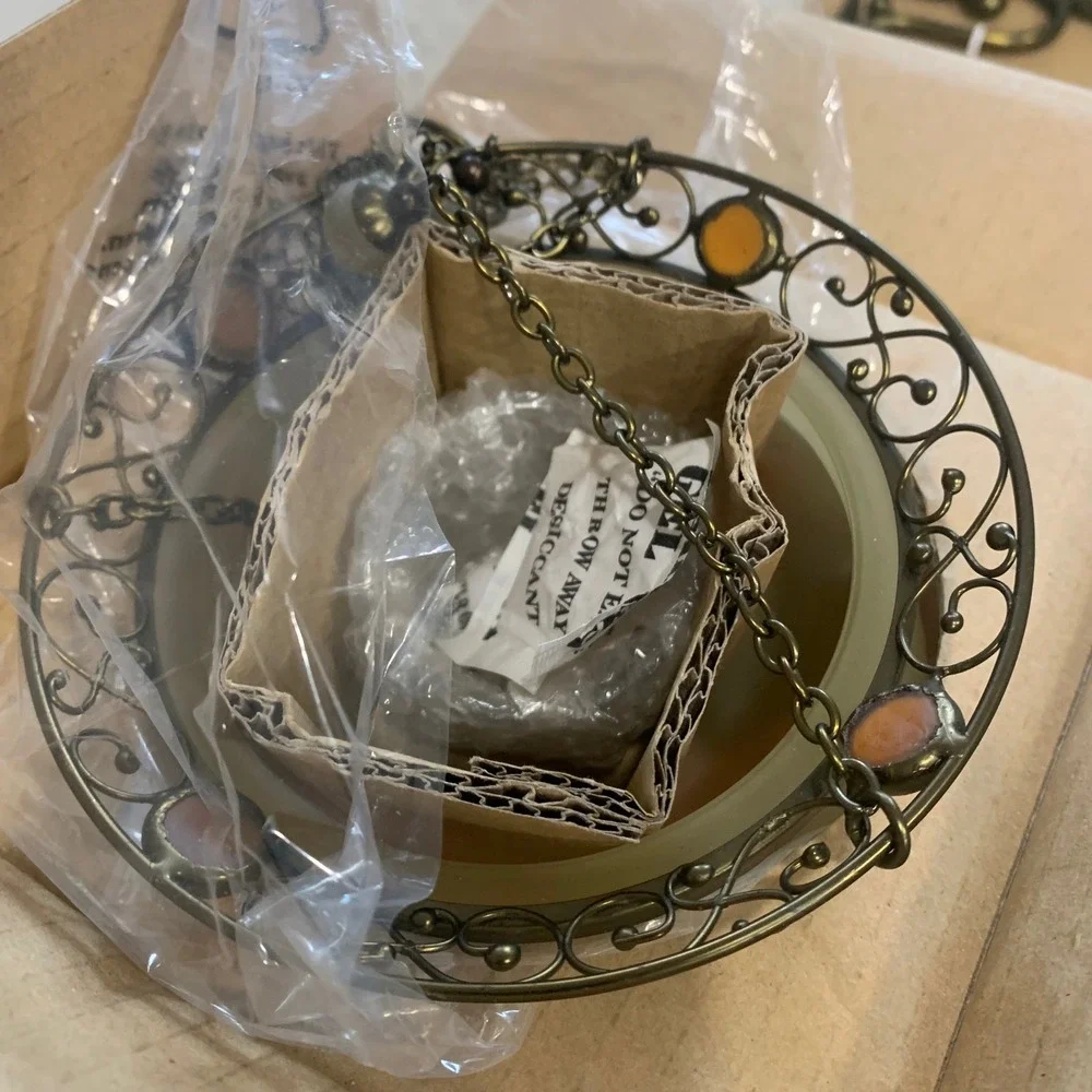 PartyLite type single