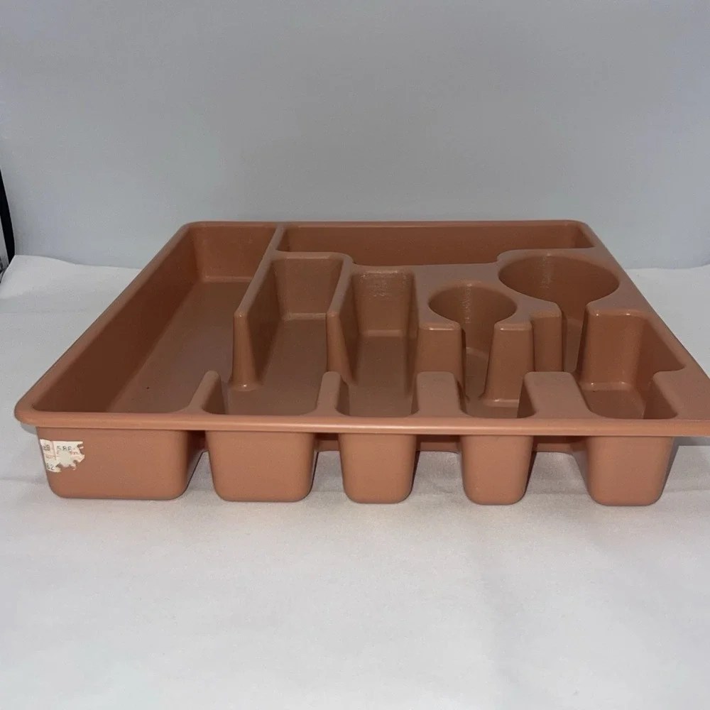 Rubbermaid good used