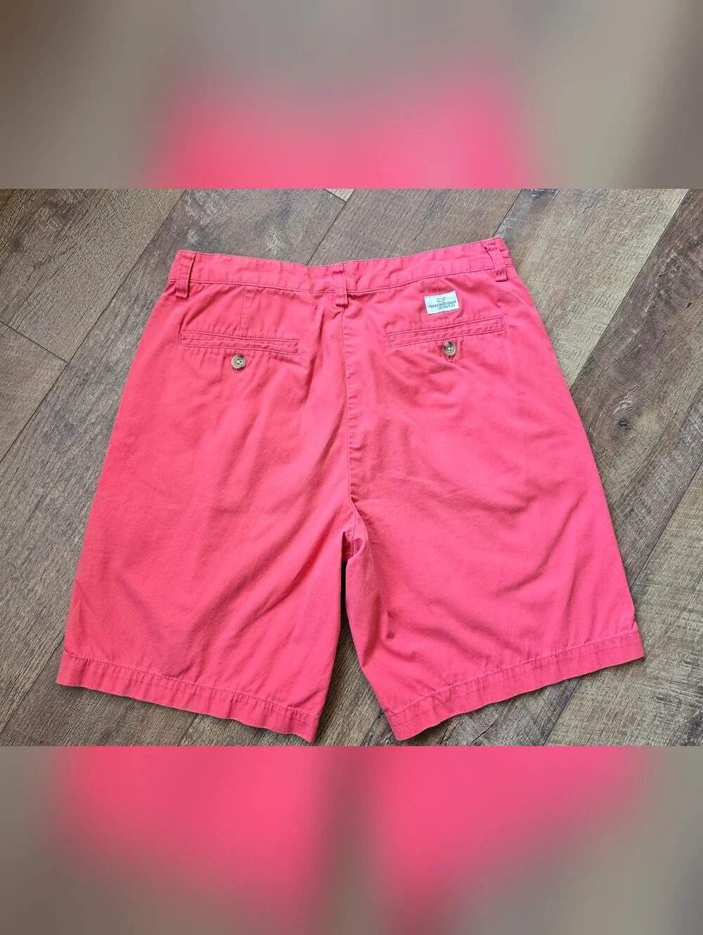 Vineyard Vines tailored flat
