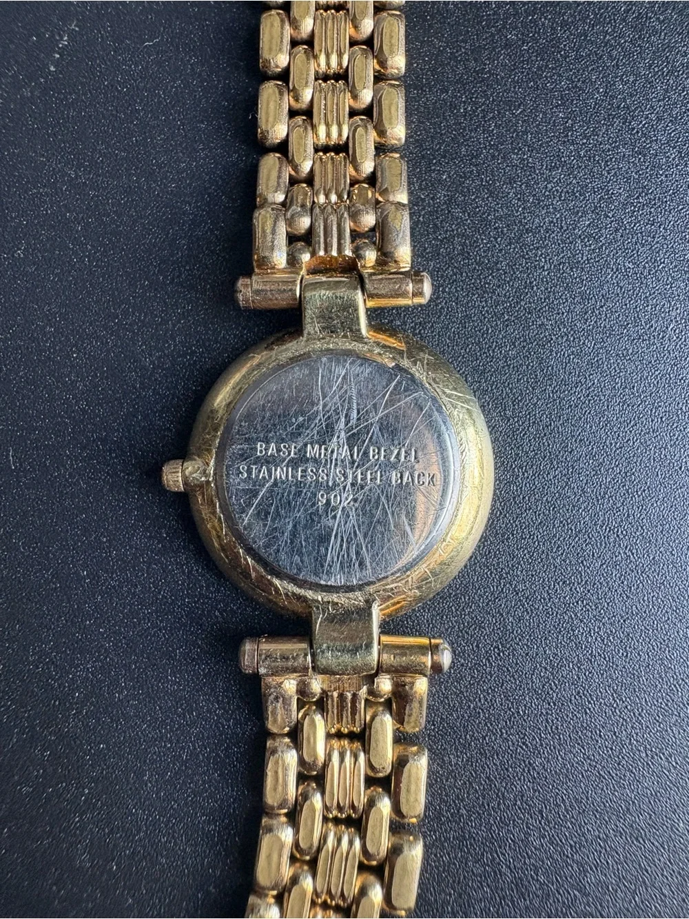 Jaques Piccard elegant gold
