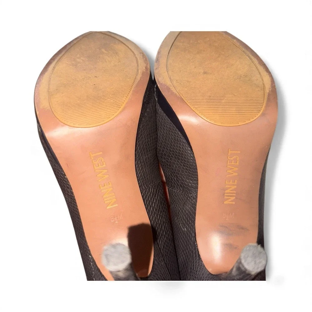 Nine West Women's Black Embossed Leather Pointed Toe High Heel Pumps Size‎ 8 5M