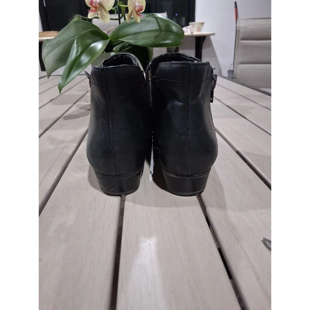 Naturalizer double zipper