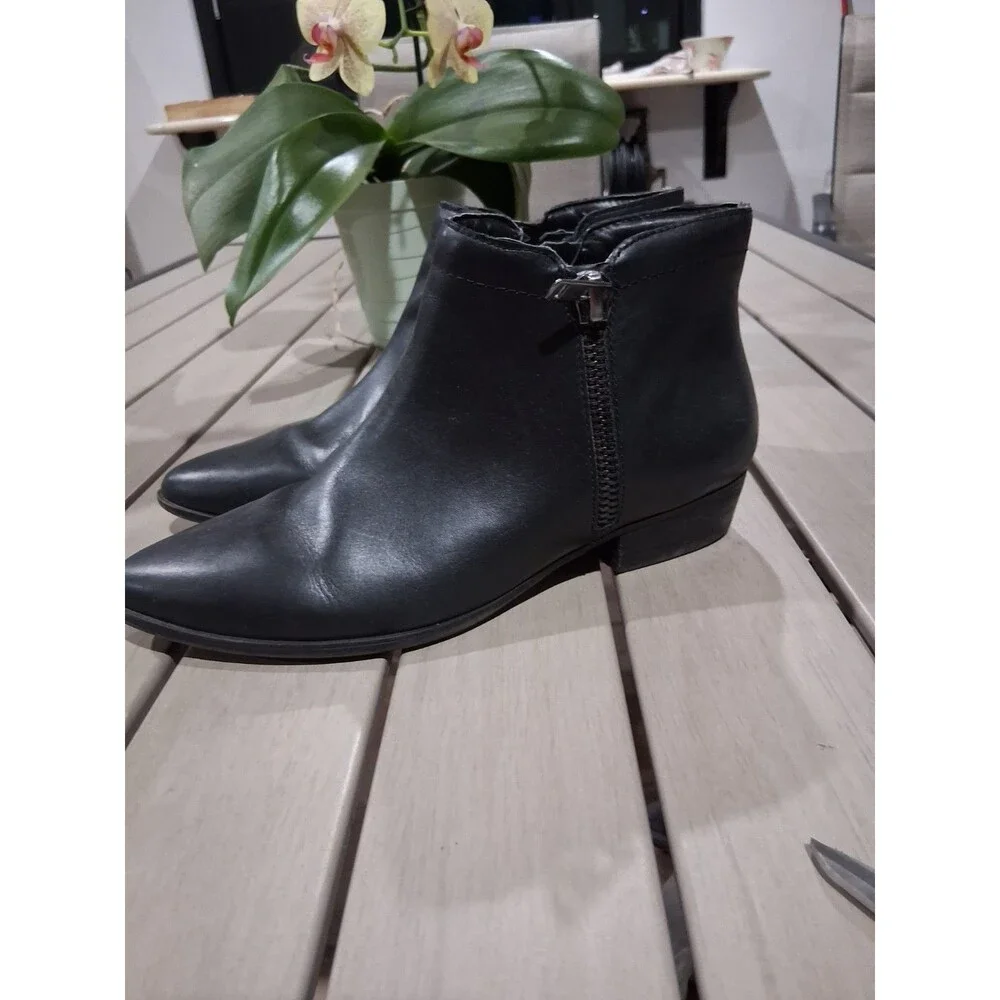 Naturalizer double zipper
