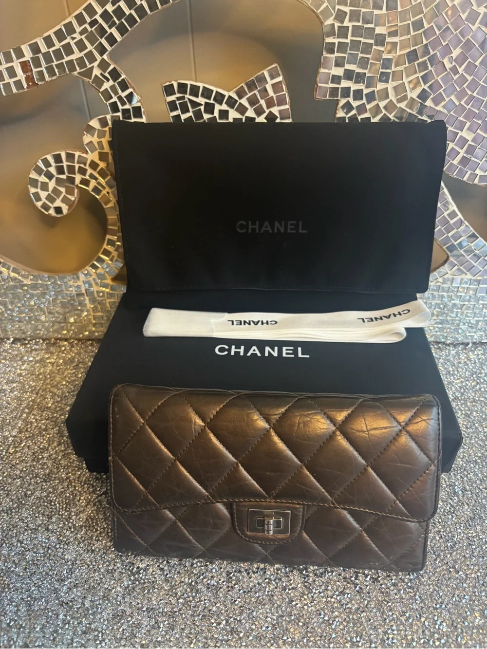 ⭐️Chanel Quilted Leather Wallet - Metallic Gold