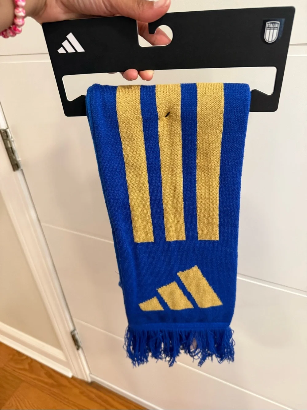 adidas soft inspired scarf