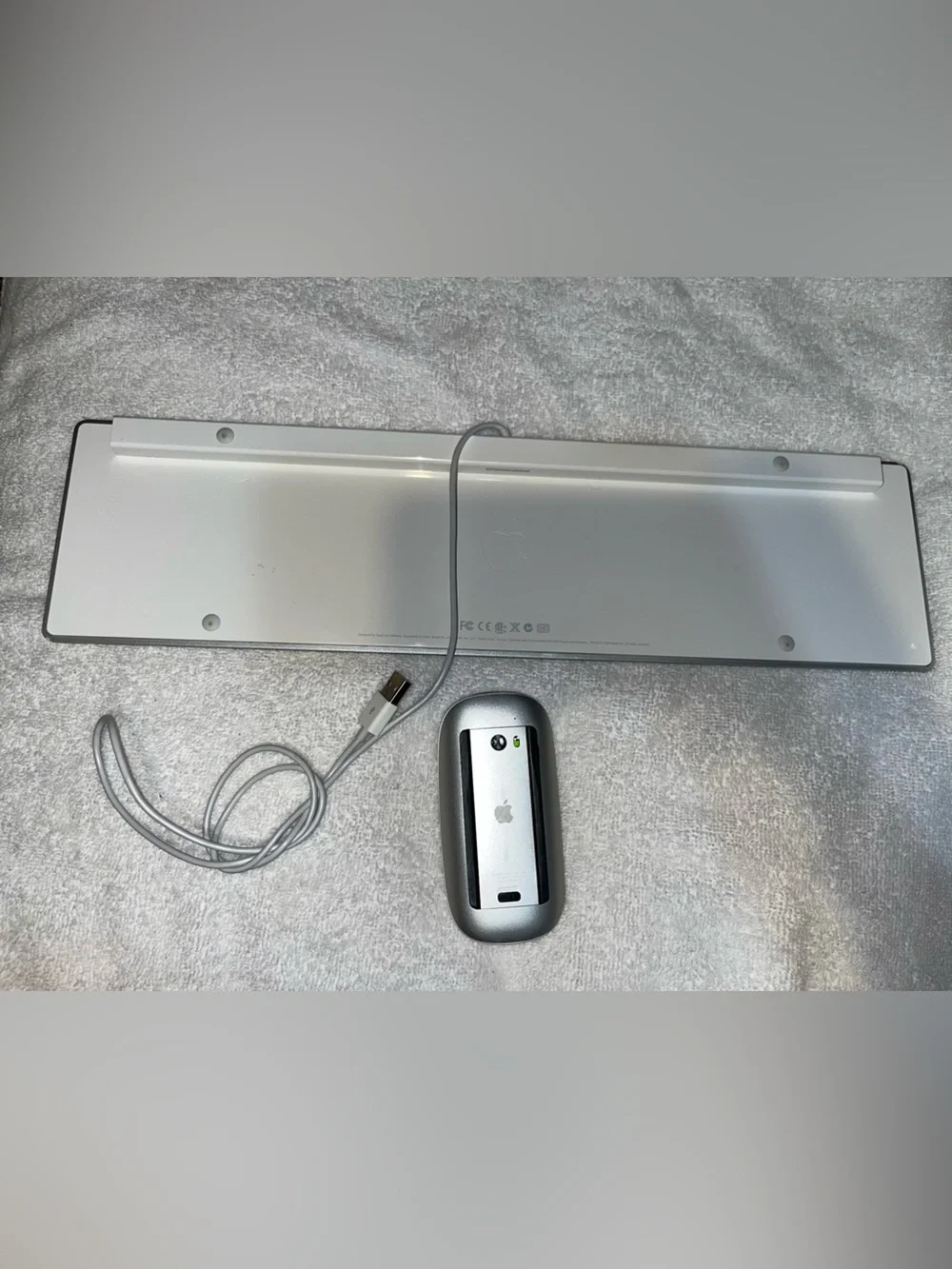Apple wired full