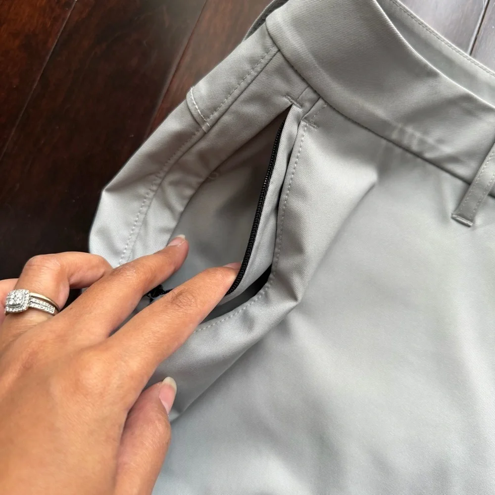 Public Rec light gray