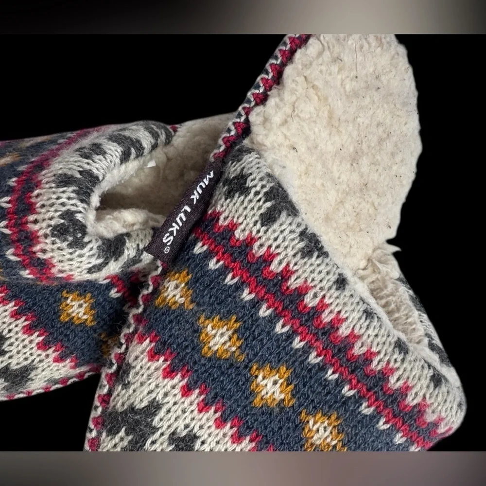 Muk Luks questions leave