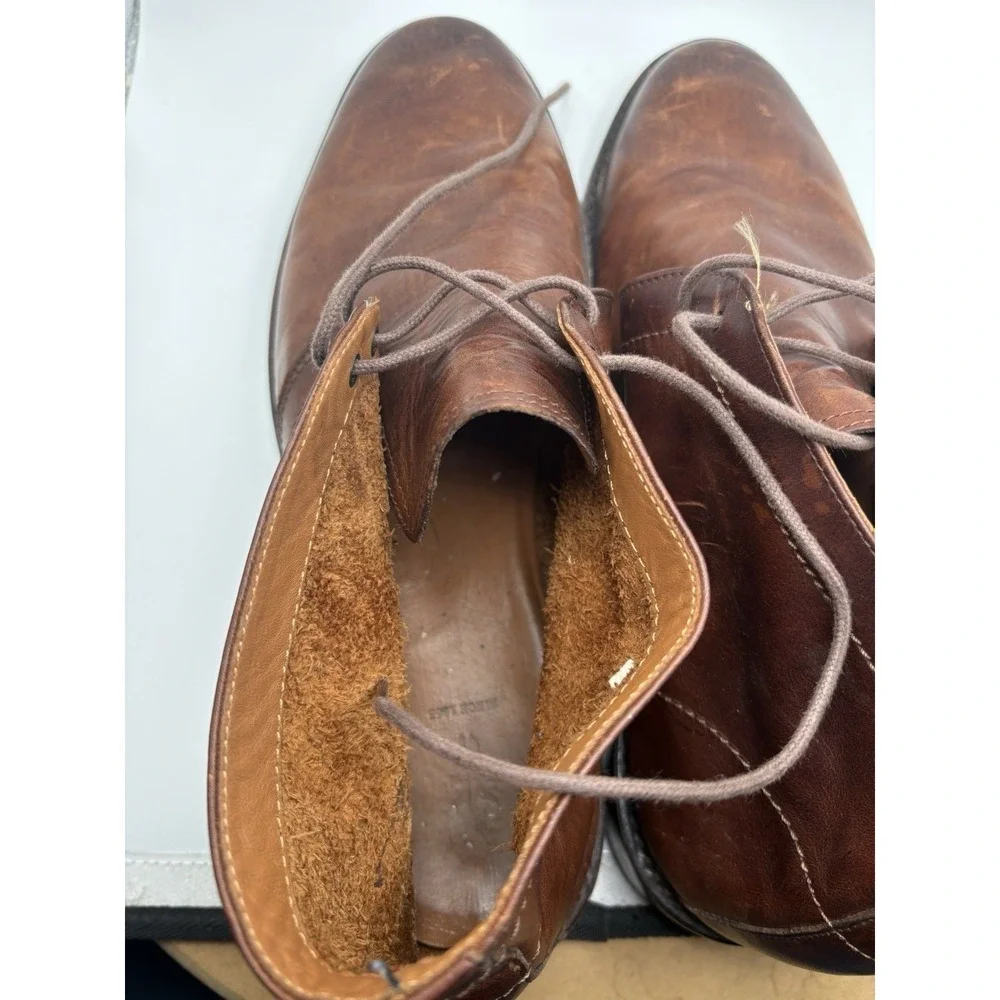 Frye used look