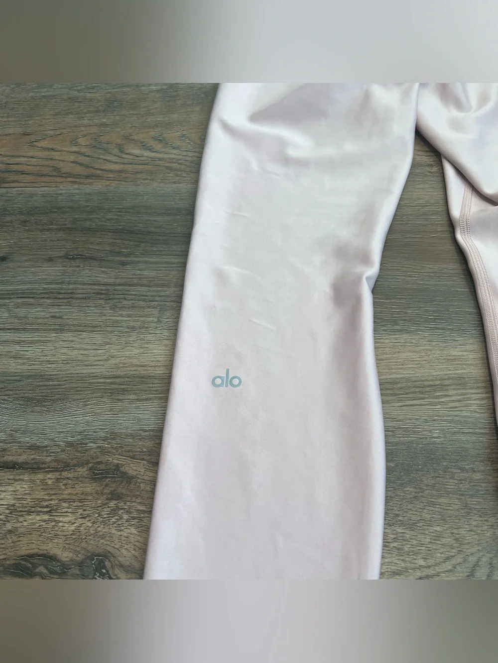 ALO Yoga excellent preloved