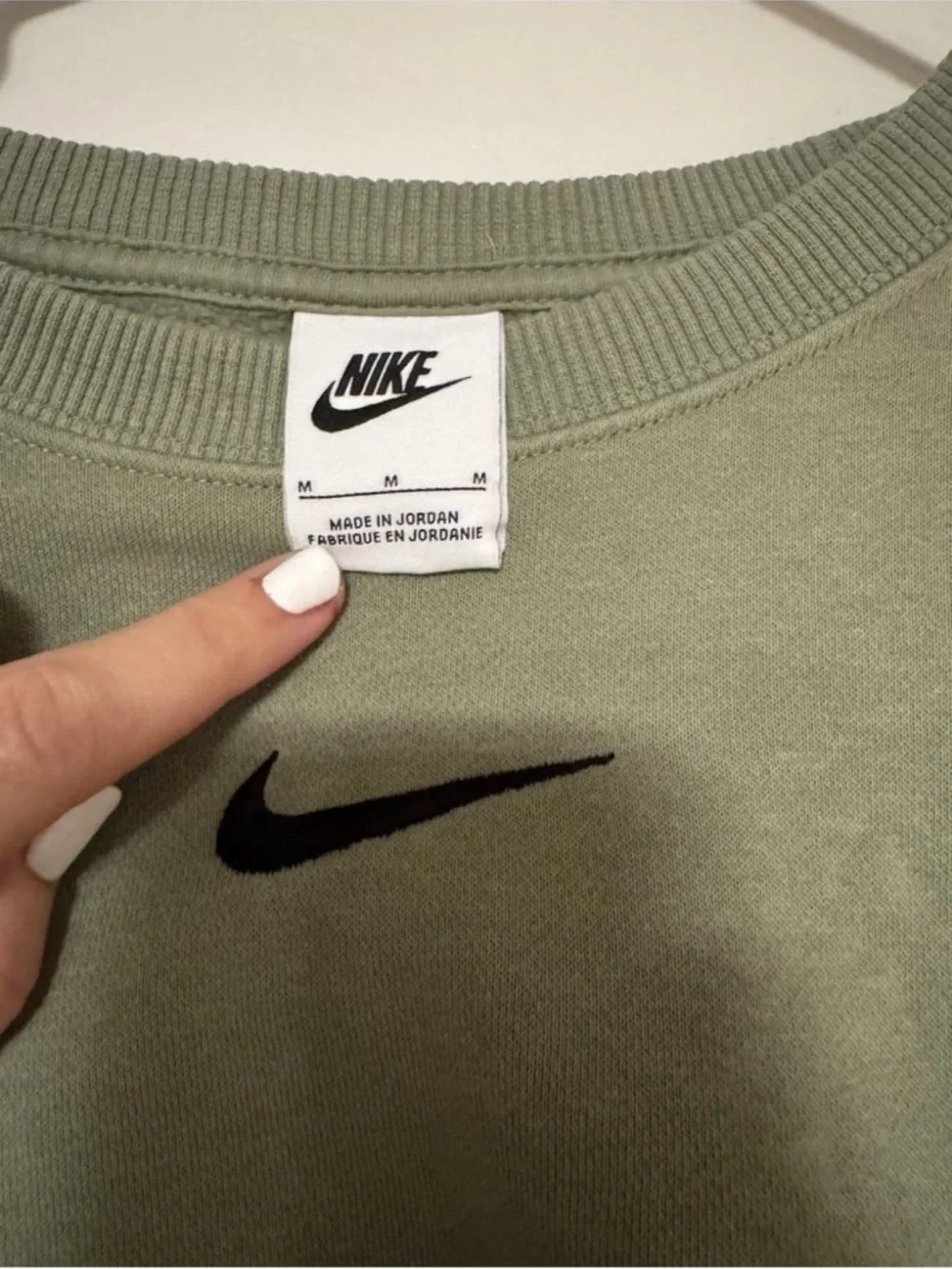 Nike crewneck neckline