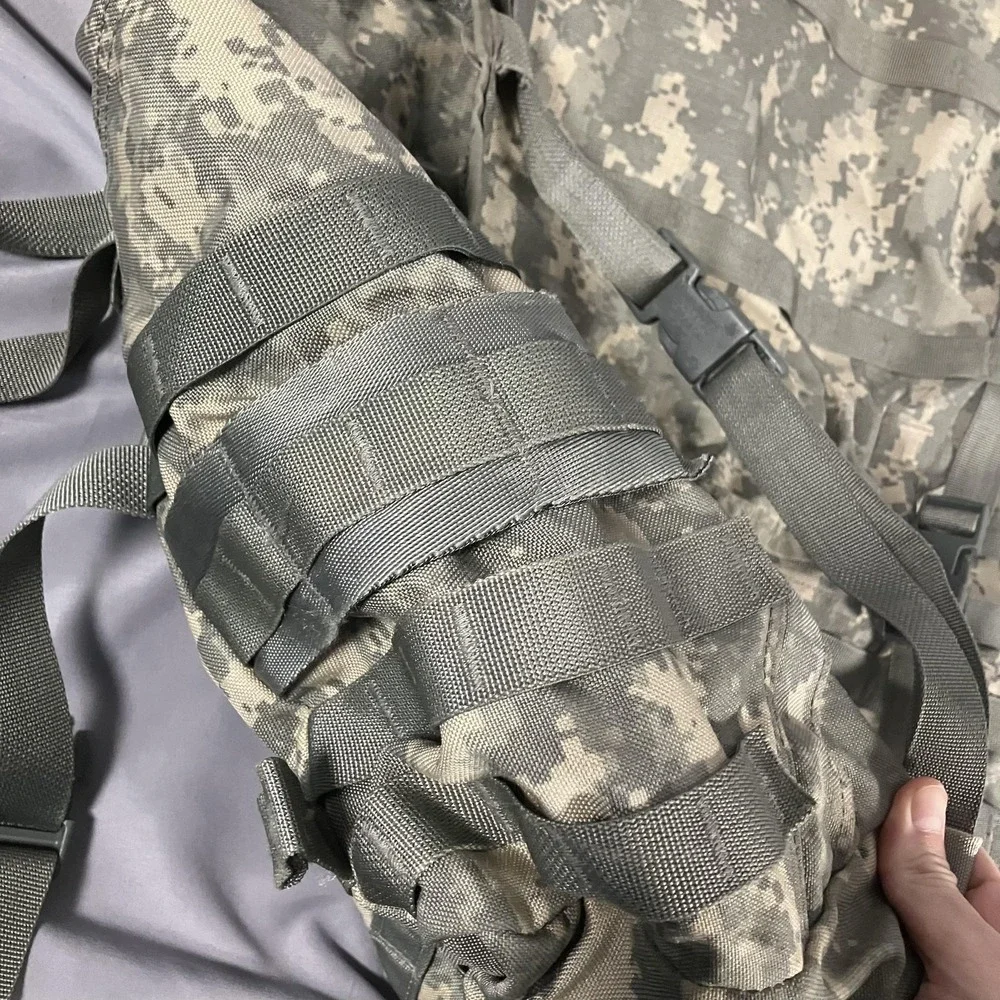 MOLLE II‎ Large Rucksack ACU Digital Camo Military Pack NSN 8465-01-524-5285