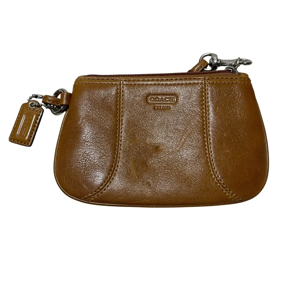 Coach Brown Leather Wrislet‎ Pouch Zip Top Detachable Wrist Strap 6 X 4