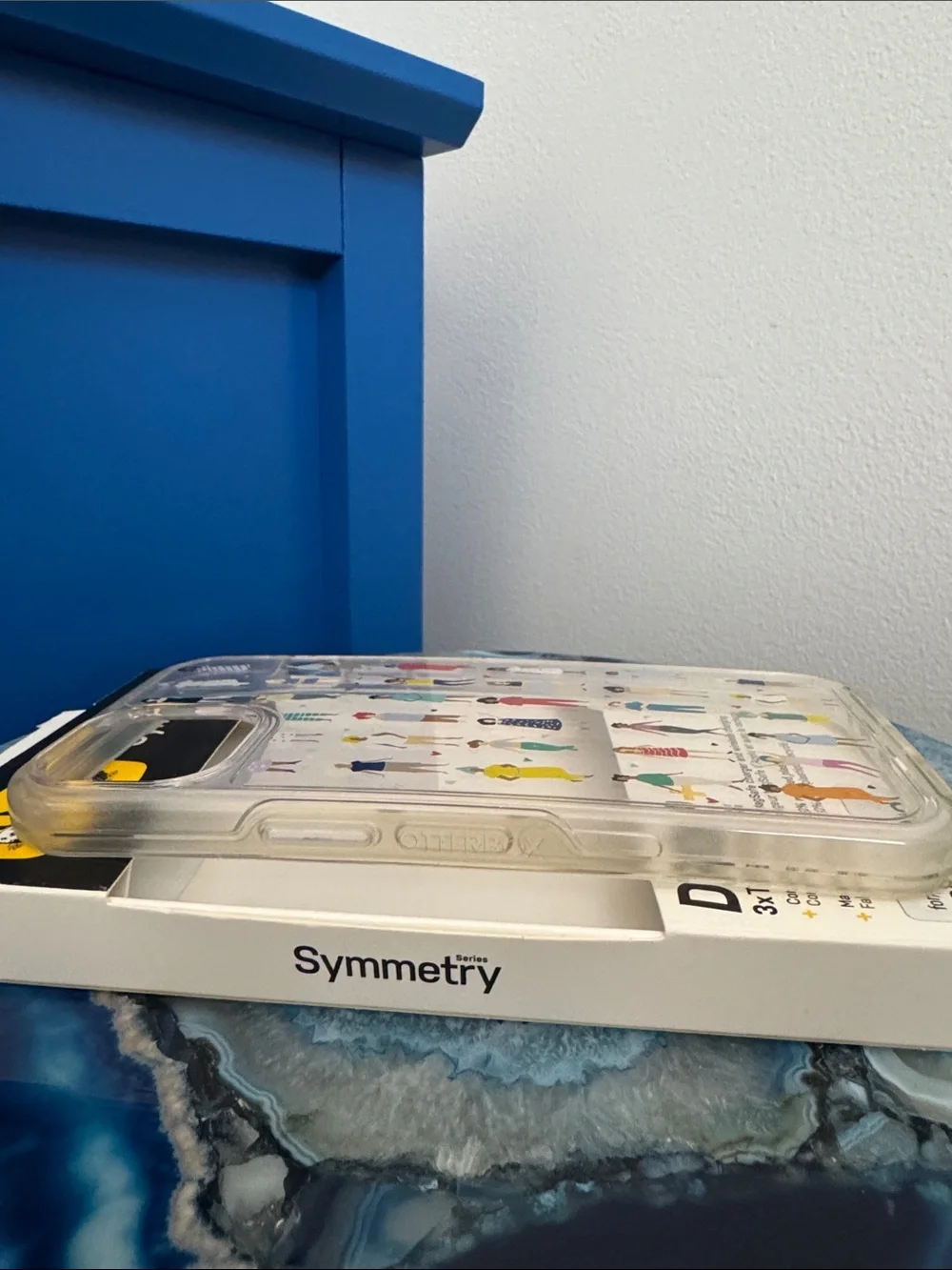 OtterBox clear symmetry