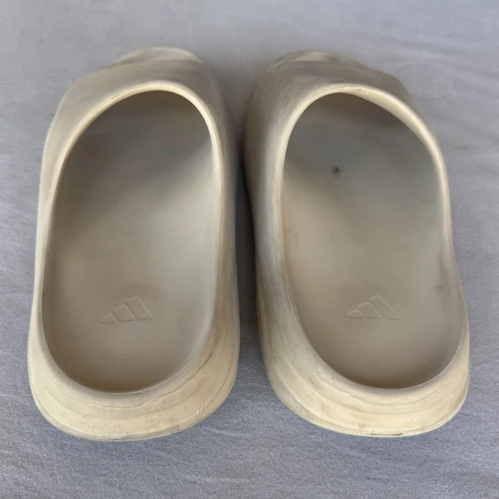 adidas yeezy slide
