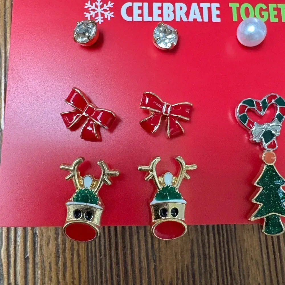 Kohls festive earring