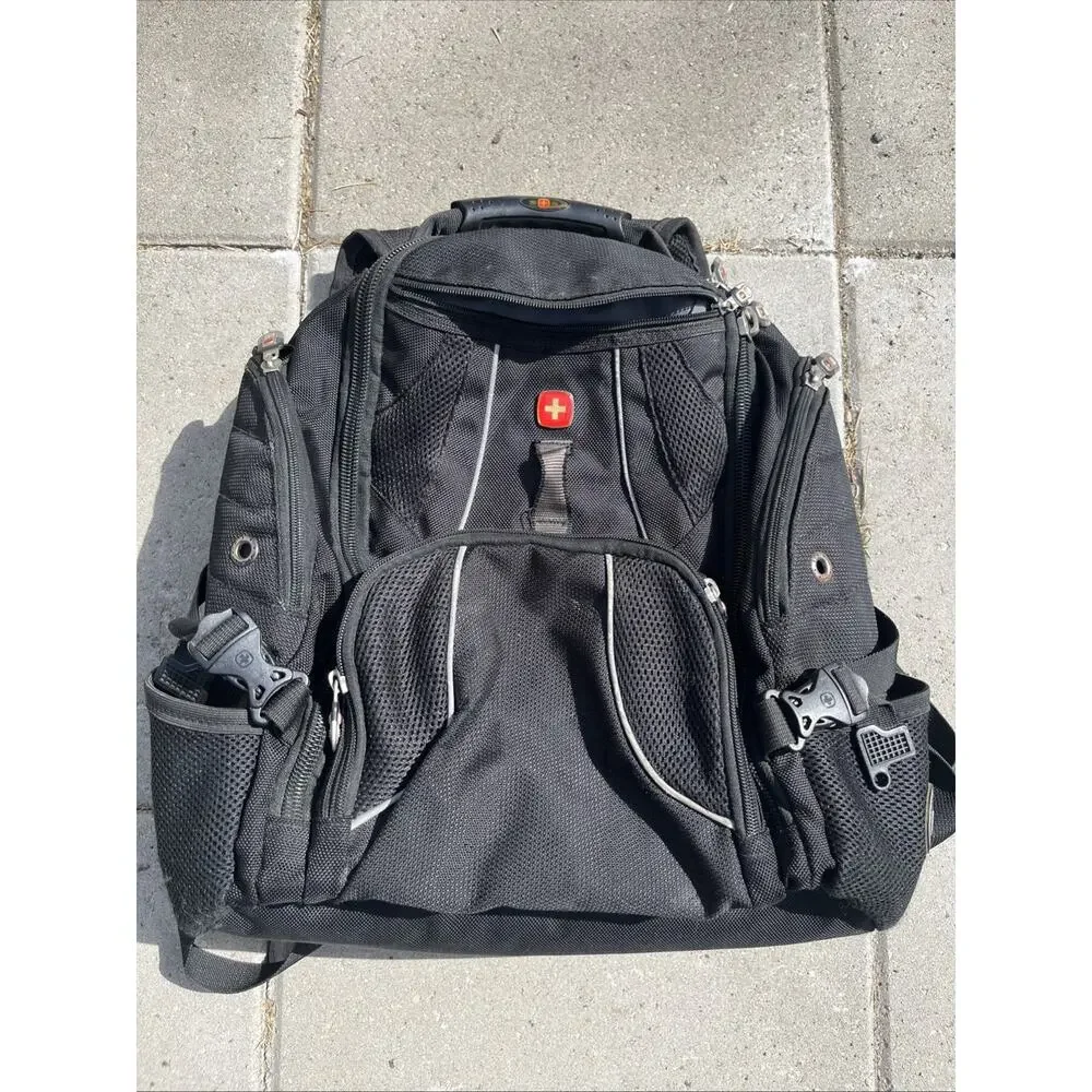 WTRA-18-JH-3106 Wenger Swiss Army Original Laptop Hiking Backpack Media Pocket